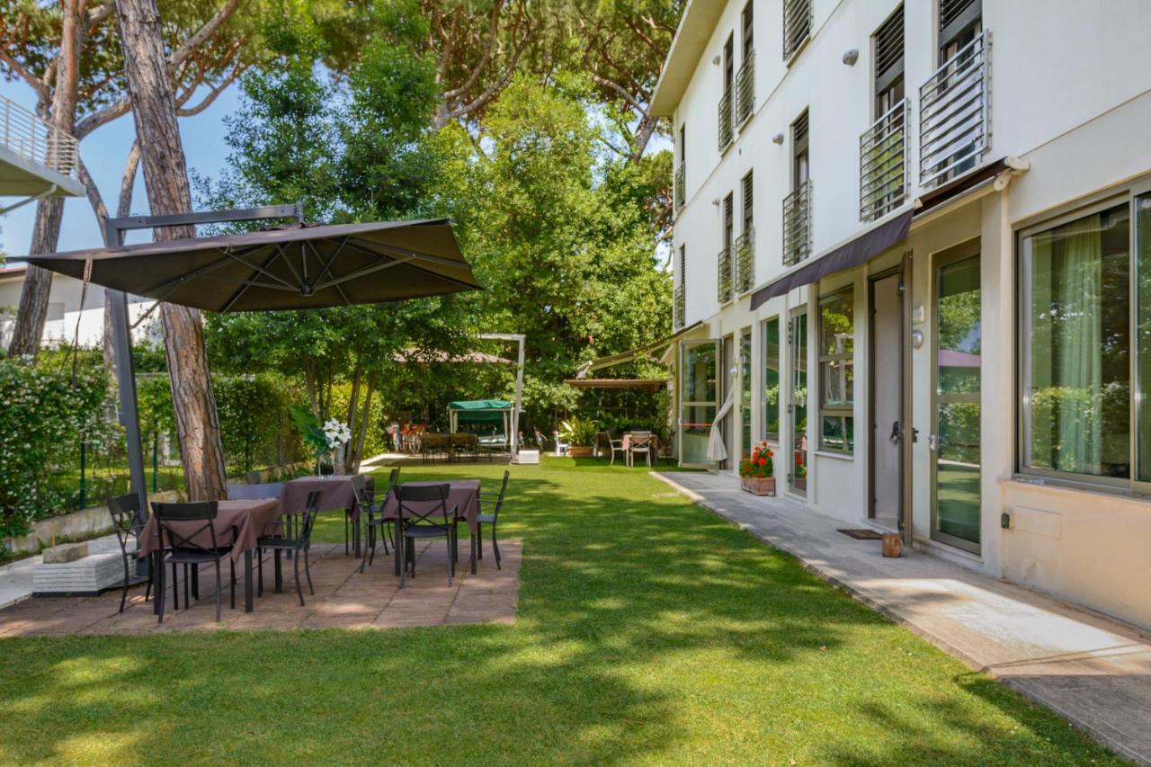 Hotel Etruria Forte dei Marmi Exterior foto